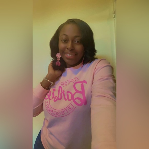 BELLA IS LIVE WITH HER SOLO SHOW (HOME OF NAME YOUR PRICE) 💜 - Picture 7 of 13